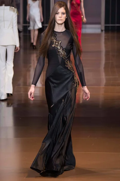 Look 48